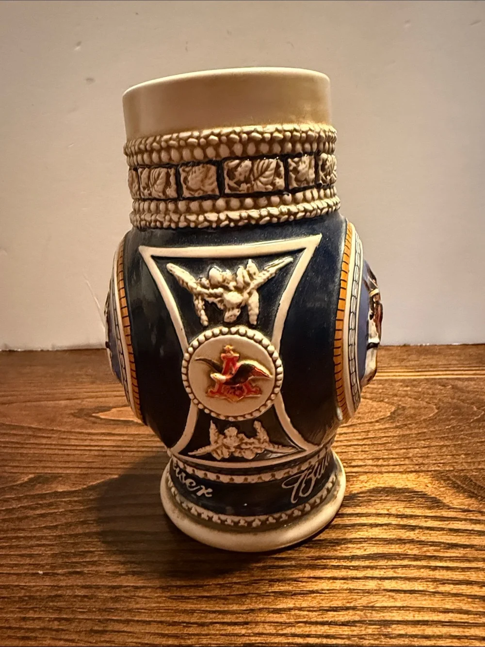 Vintage 2005 LE Budweiser Navy and Cream Clydesdale Relief Stein